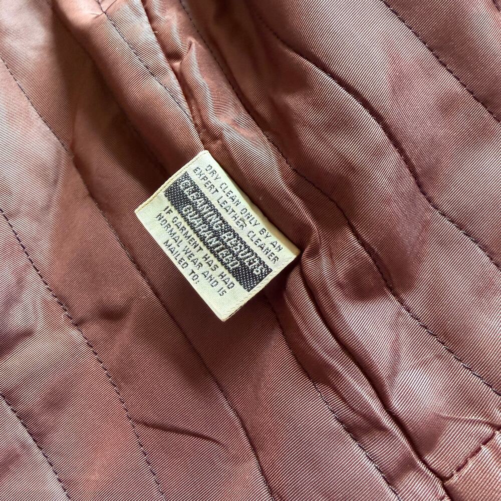 Vintage Brown Leather Coat with Fur Collar - Picture 7 of 15